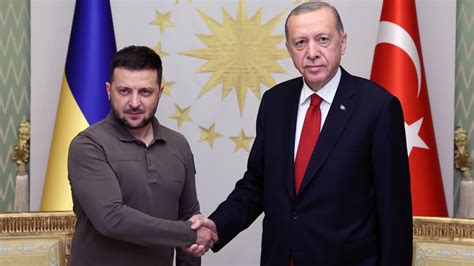 E­r­d­o­ğ­a­n­:­ ­U­k­r­a­y­n­a­ ­N­A­T­O­­y­a­ ­ü­y­e­l­i­ğ­i­ ­h­a­k­ ­e­d­i­y­o­r­